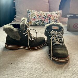 Montelliana Suede Shearling Lined Hiking Boots Size 39